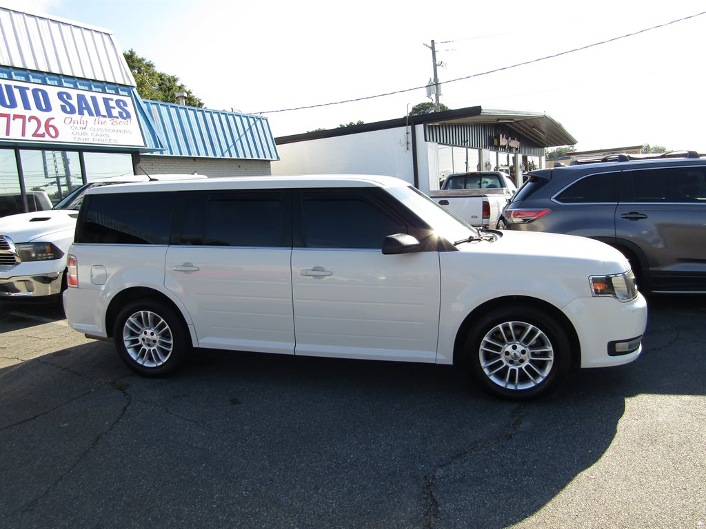 2013 Ford Flex - $7,995