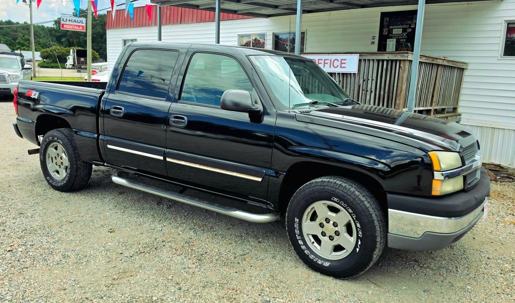 2004 Chevrolet Silverado - $8,995