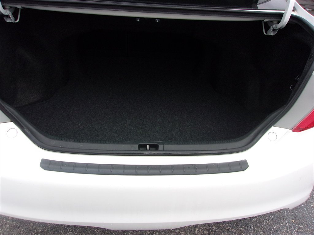 2012 Toyota Camry L photo