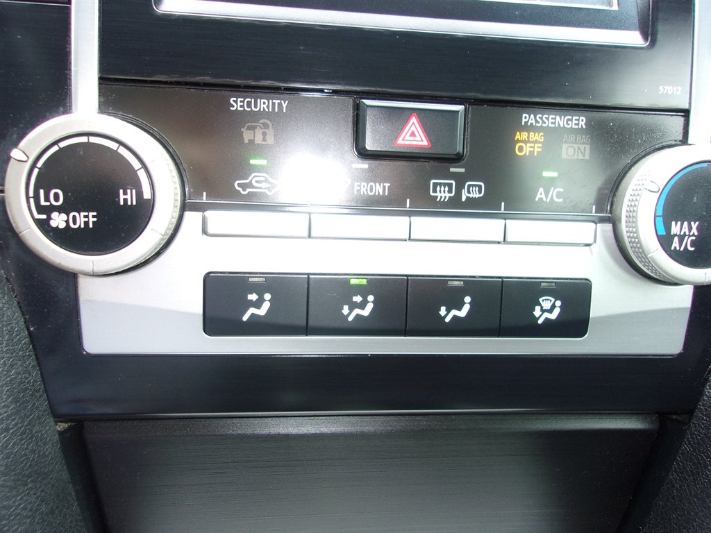 2012 Toyota Camry L photo