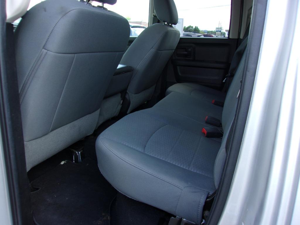 2016 RAM 1500 Tradesman photo