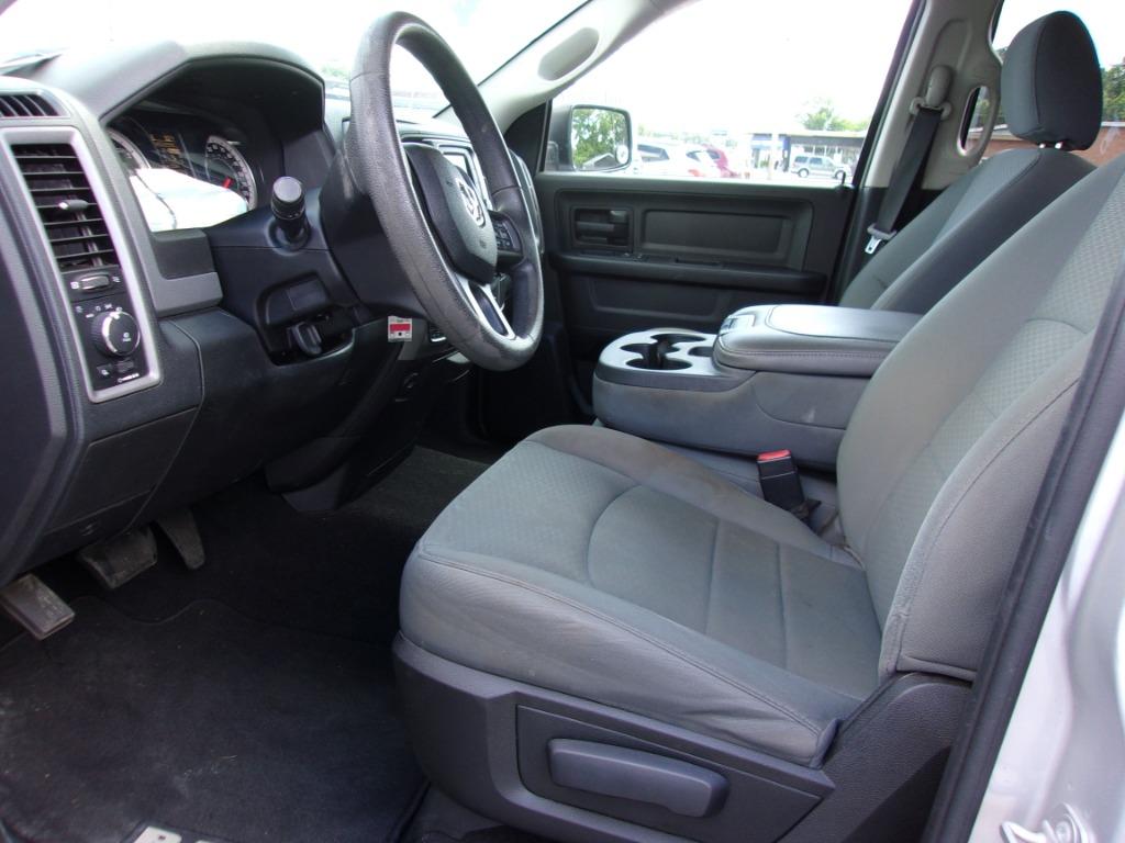 2016 RAM 1500 Tradesman photo