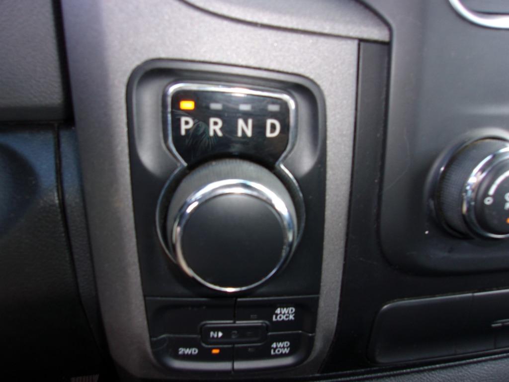 2016 RAM 1500 Tradesman photo
