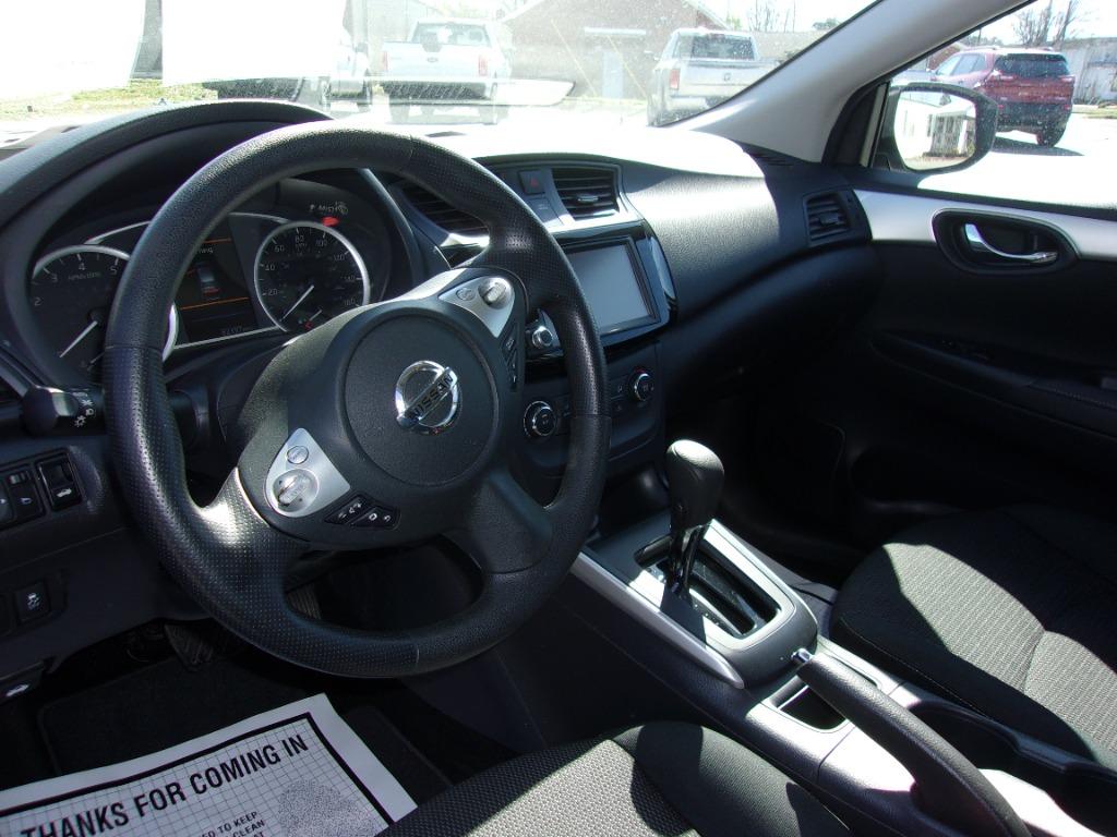 2019 Nissan Sentra S photo