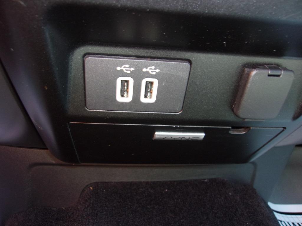 2016 Ford F-150 - $25,000
