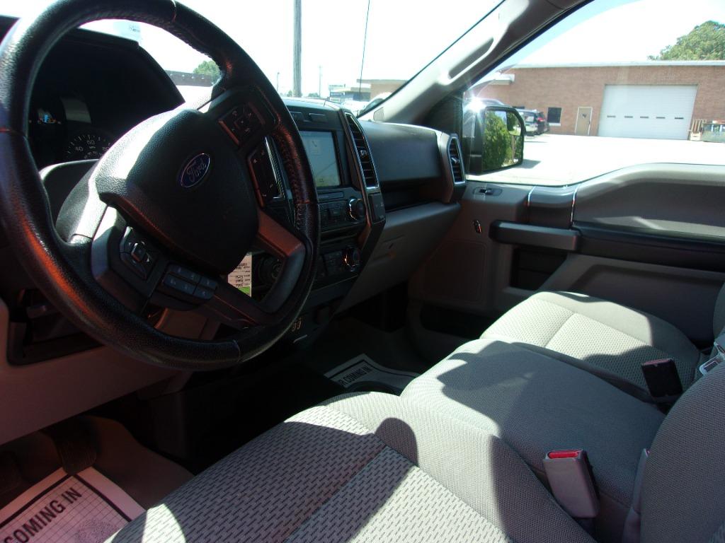 2016 Ford F-150 - $25,000