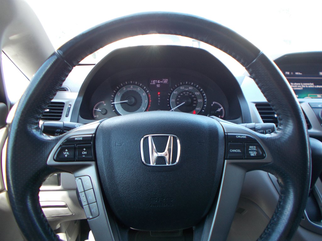 2016 Honda Odyssey - $15,500