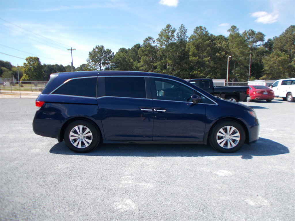 2016 Honda Odyssey - $15,500