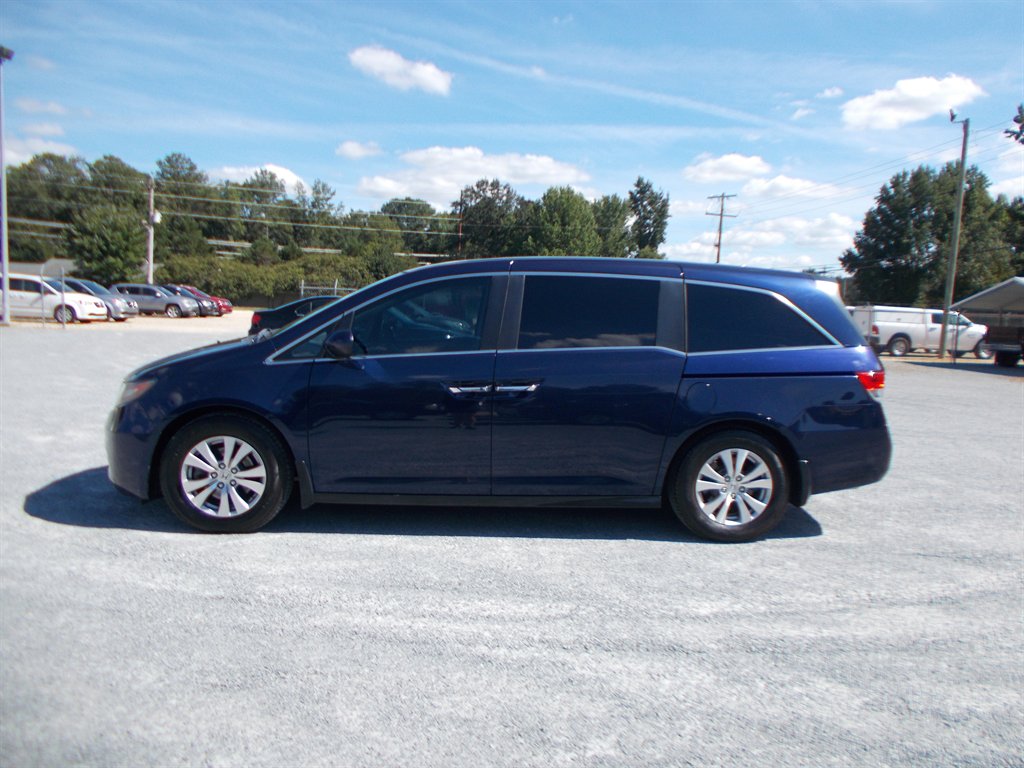 2016 Honda Odyssey - $15,500