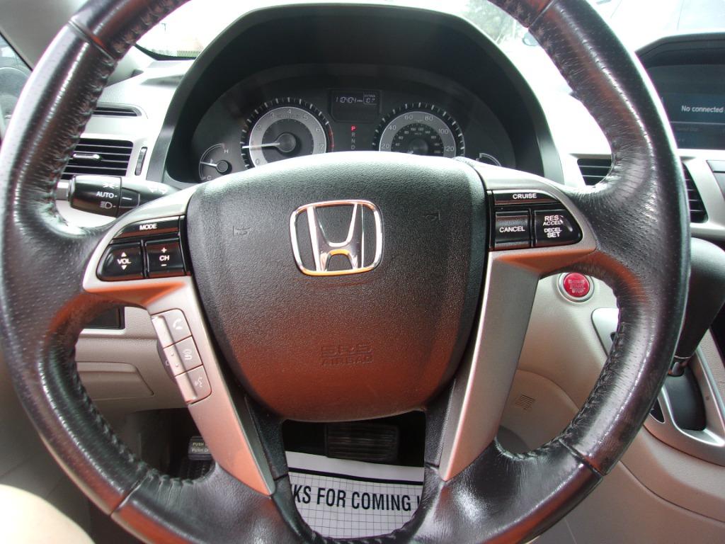 2016 Honda Odyssey - $15,500
