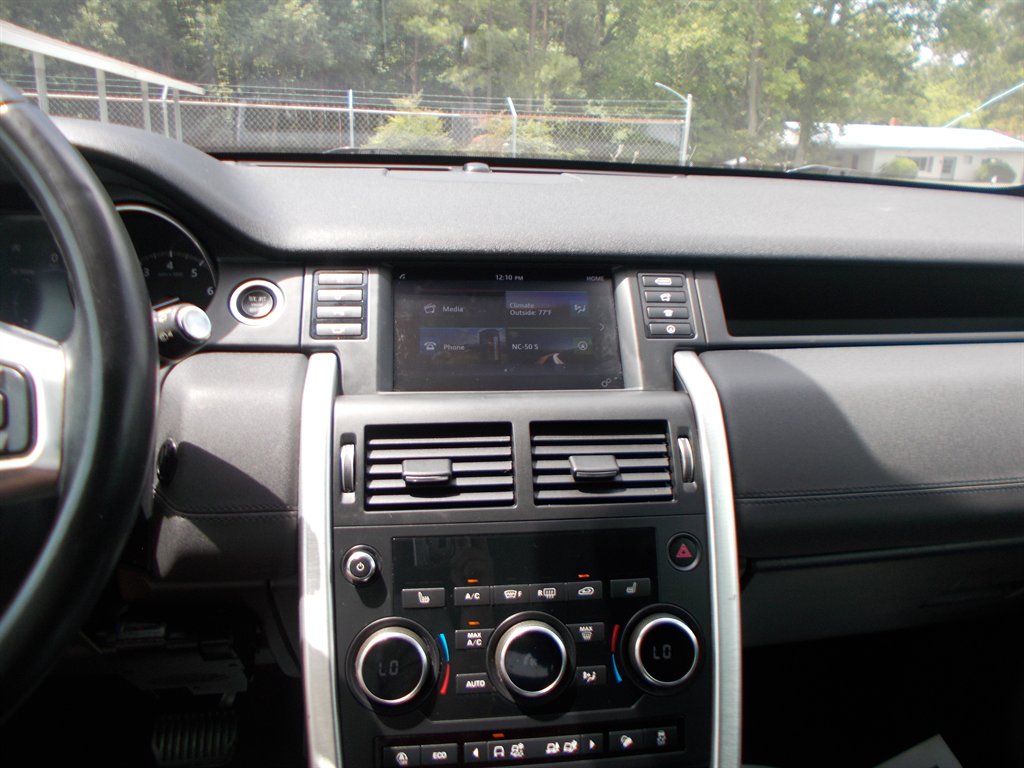 2018 Land Rover Discovery - $12,500
