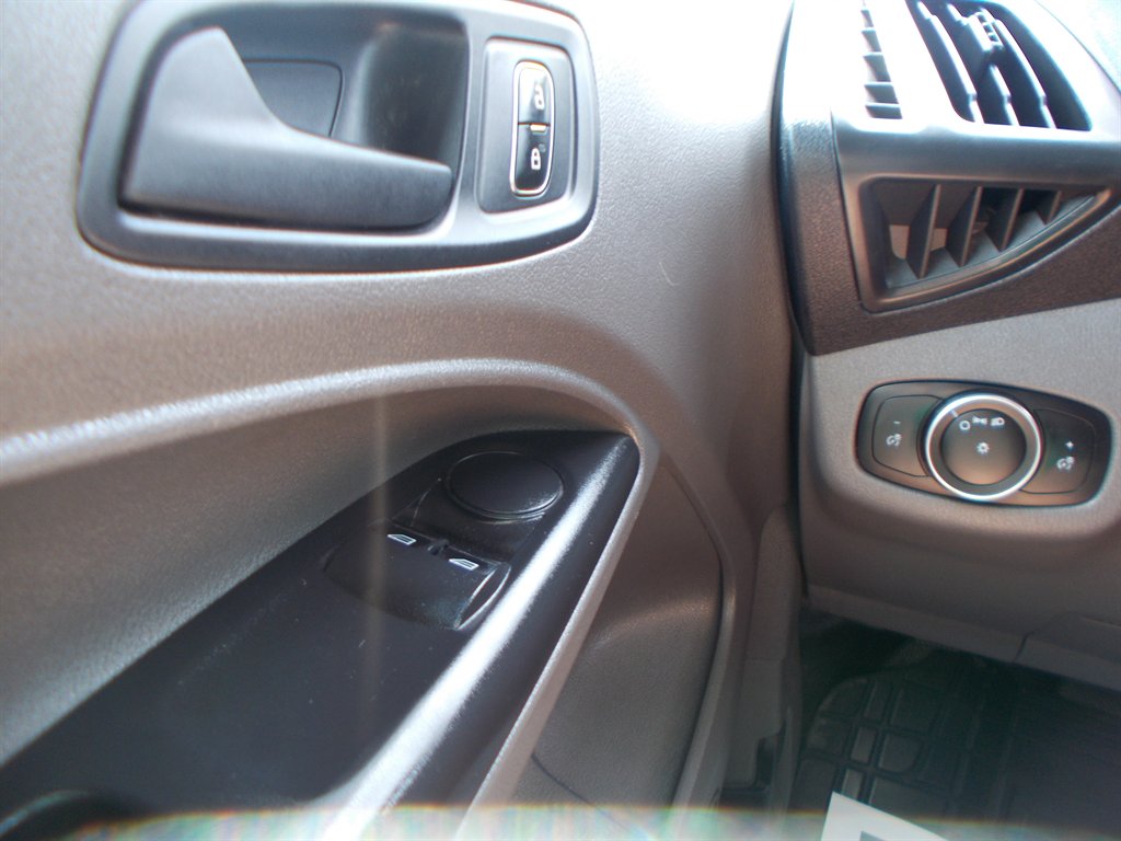 2019 Ford Transit Connect - $13,500