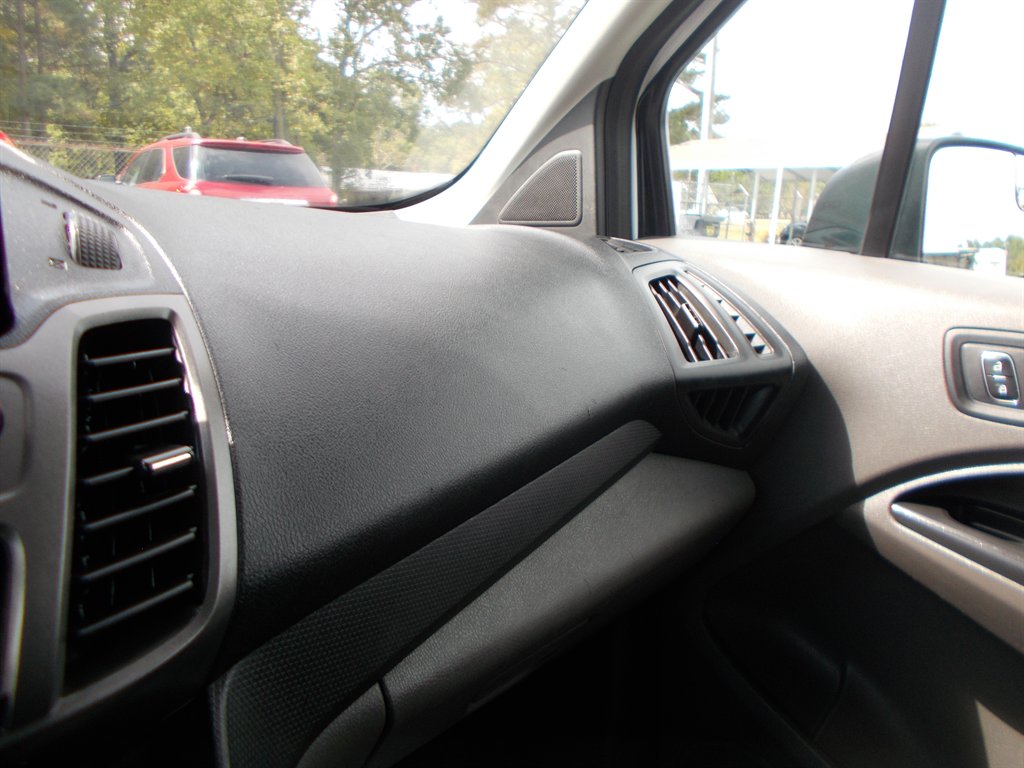 2019 Ford Transit Connect - $13,500