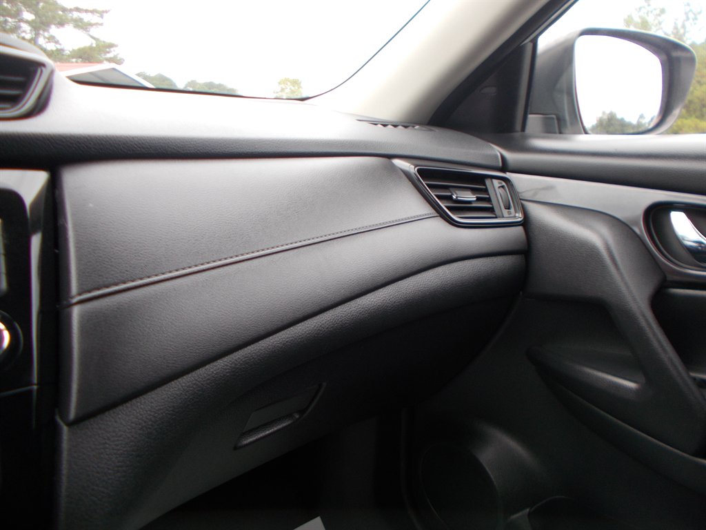 2018 Nissan Rogue - $13,000