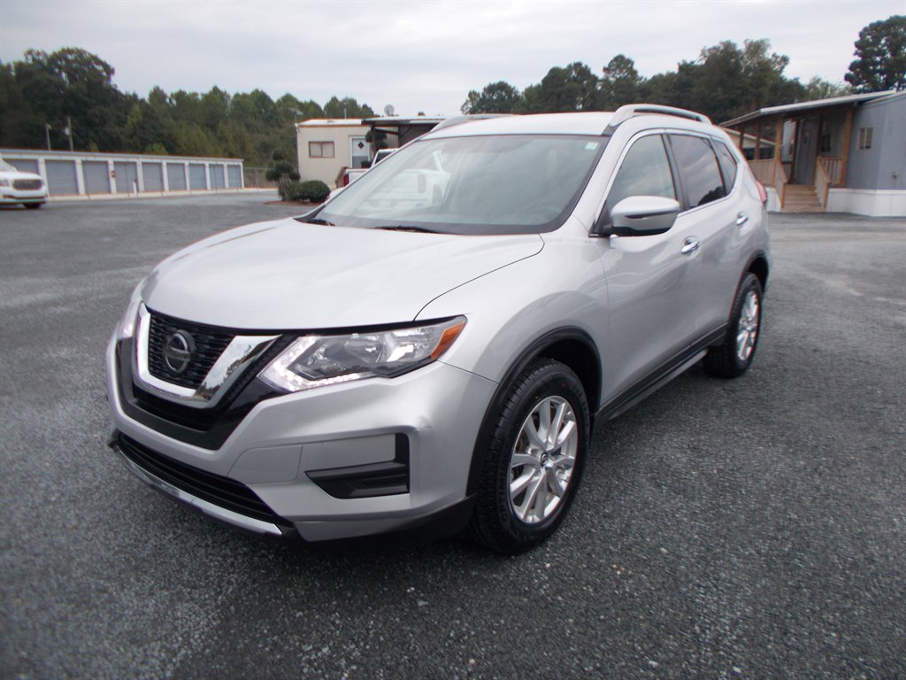 2018 Nissan Rogue - $13,000