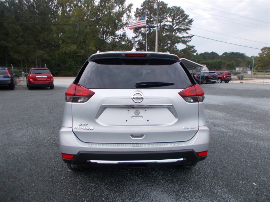 2018 Nissan Rogue - $13,000