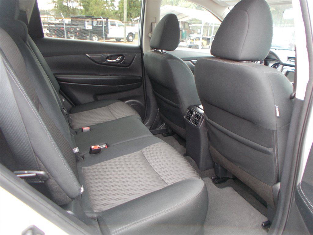 2018 Nissan Rogue - $13,000