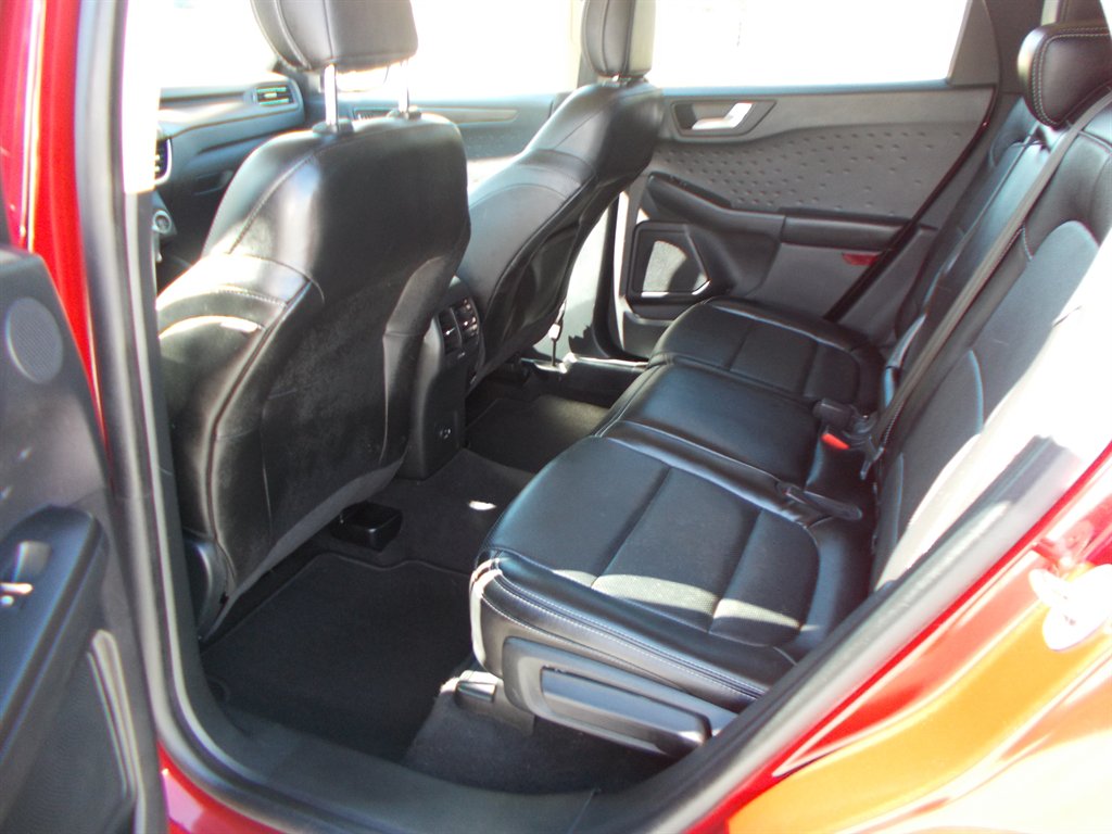 2020 Ford Escape - $15,000