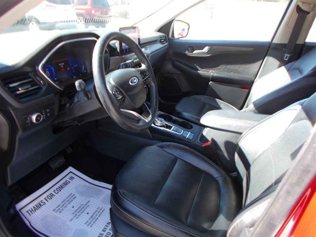 2020 Ford Escape - $15,000