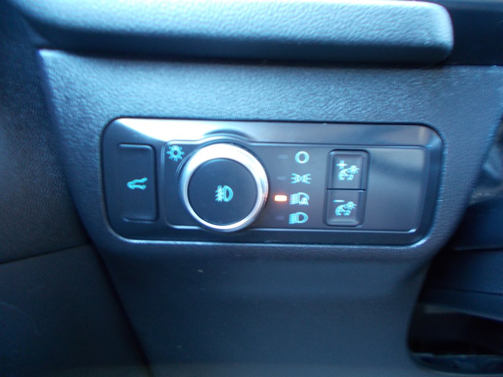 2020 Ford Escape - $15,000