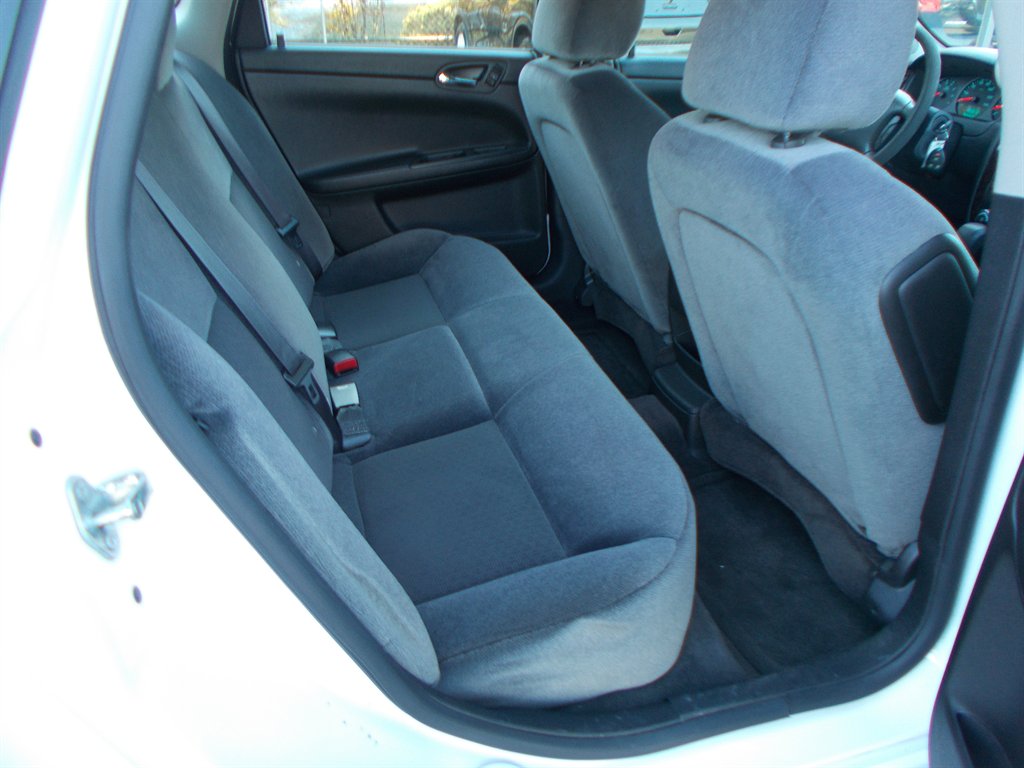 2015 Chevrolet Impala - $10,000
