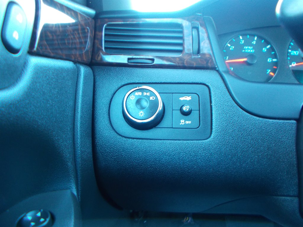 2015 Chevrolet Impala - $10,000