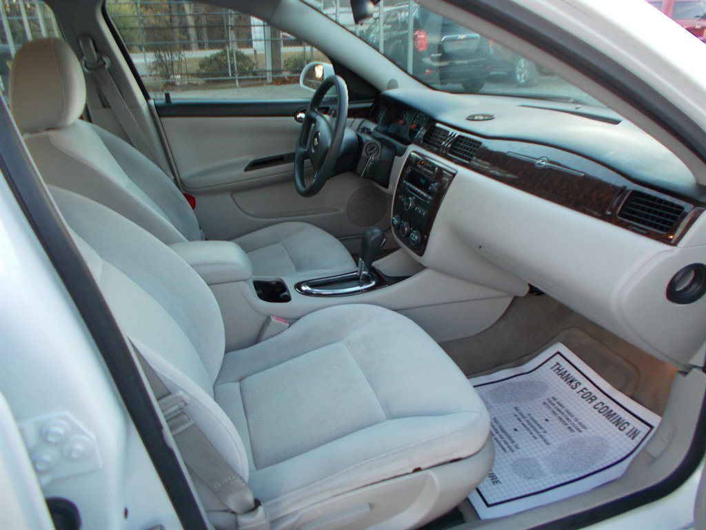 2014 Chevrolet Impala - $10,000