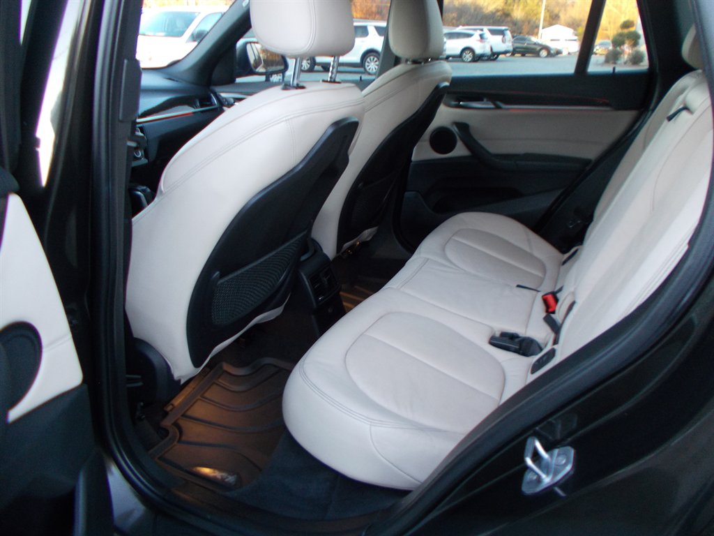 2017 BMW X1 - $10,000