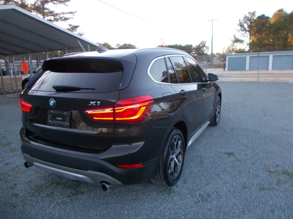 2017 BMW X1 - $10,000