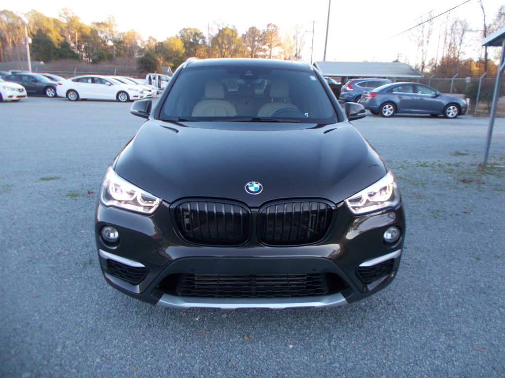 2017 BMW X1 - $10,000