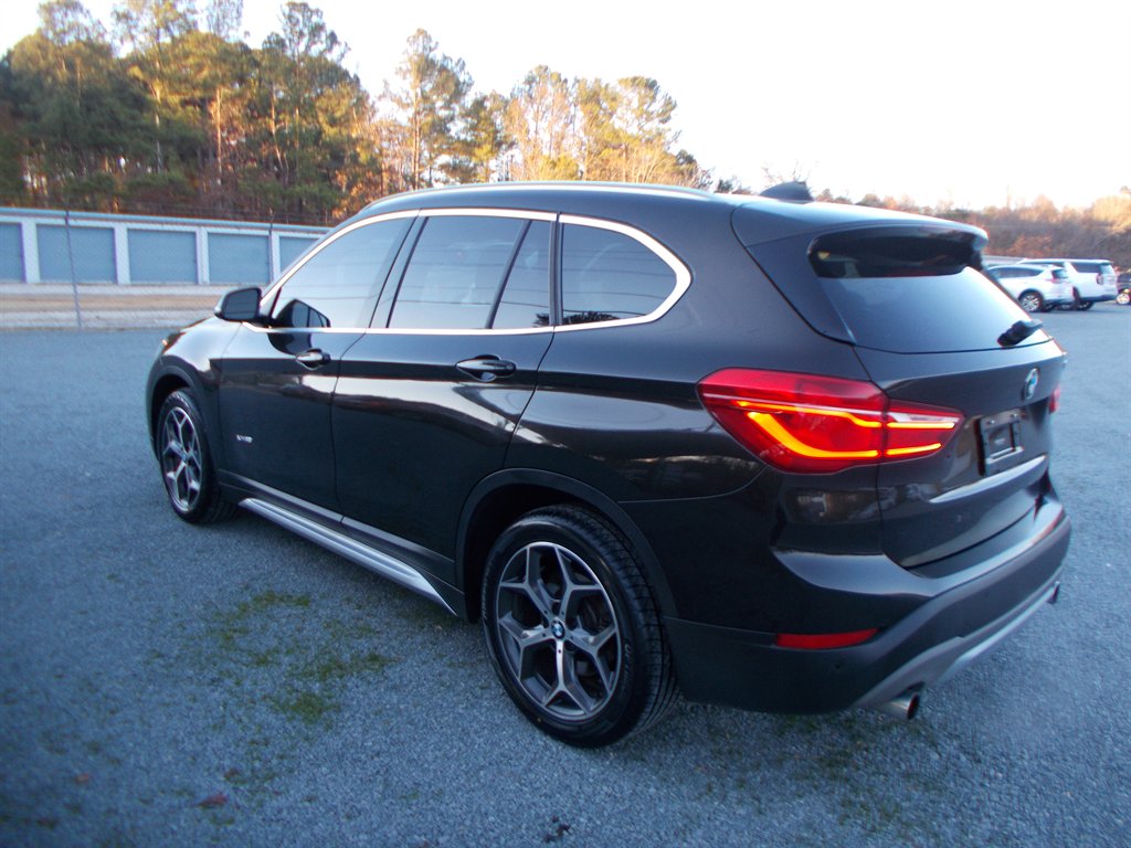 2017 BMW X1 - $10,000