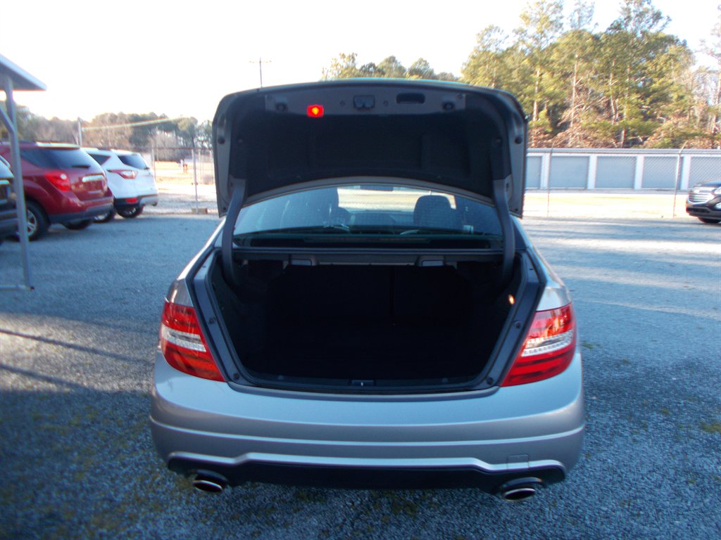 2013 Mercedes-Benz C-Class - $9,500