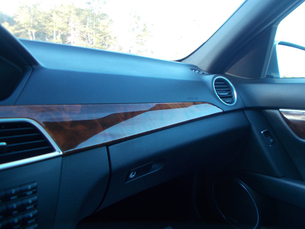 2013 Mercedes-Benz C-Class - $9,500