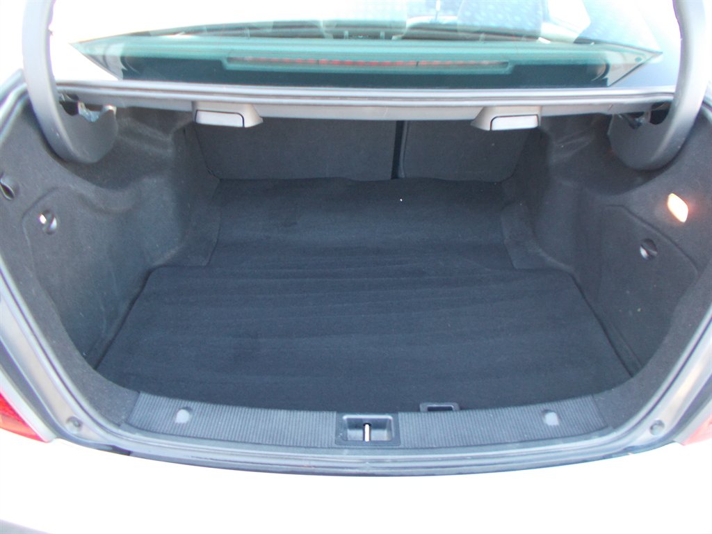 2013 Mercedes-Benz C-Class - $9,500