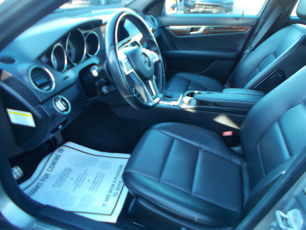 2013 Mercedes-Benz C-Class - $9,500