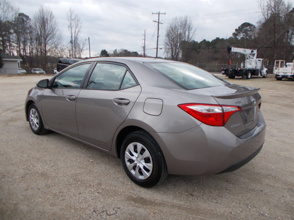 2015 Toyota Corolla - $12,000