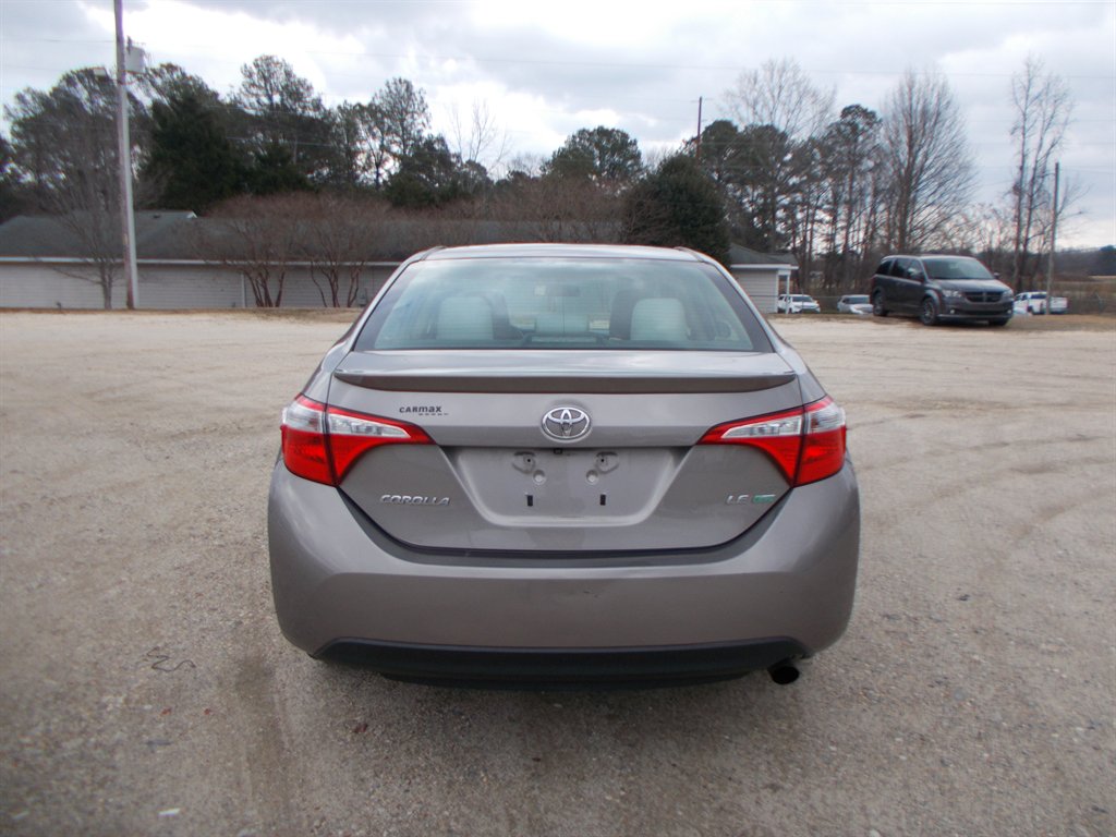 2015 Toyota Corolla - $12,000