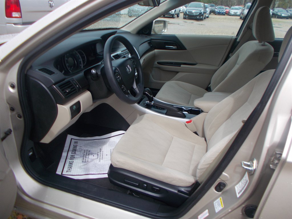 2013 Honda Accord - $15,000