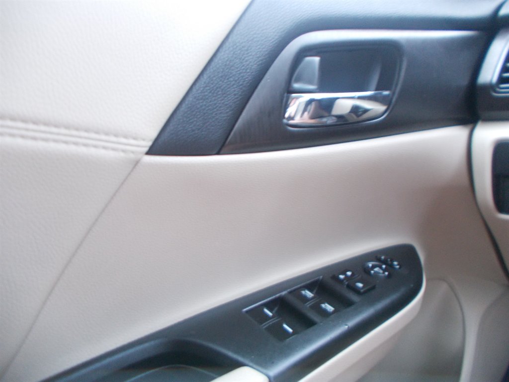 2013 Honda Accord - $15,000