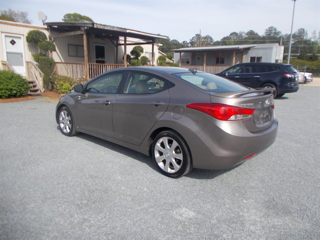 2013 Hyundai Elantra - $10,000