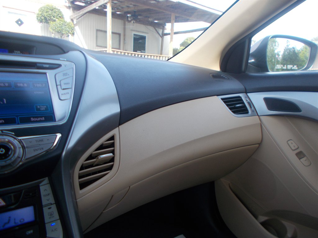 2013 Hyundai Elantra - $10,000