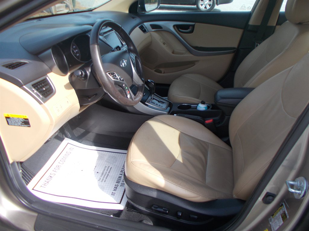 2013 Hyundai Elantra - $10,000