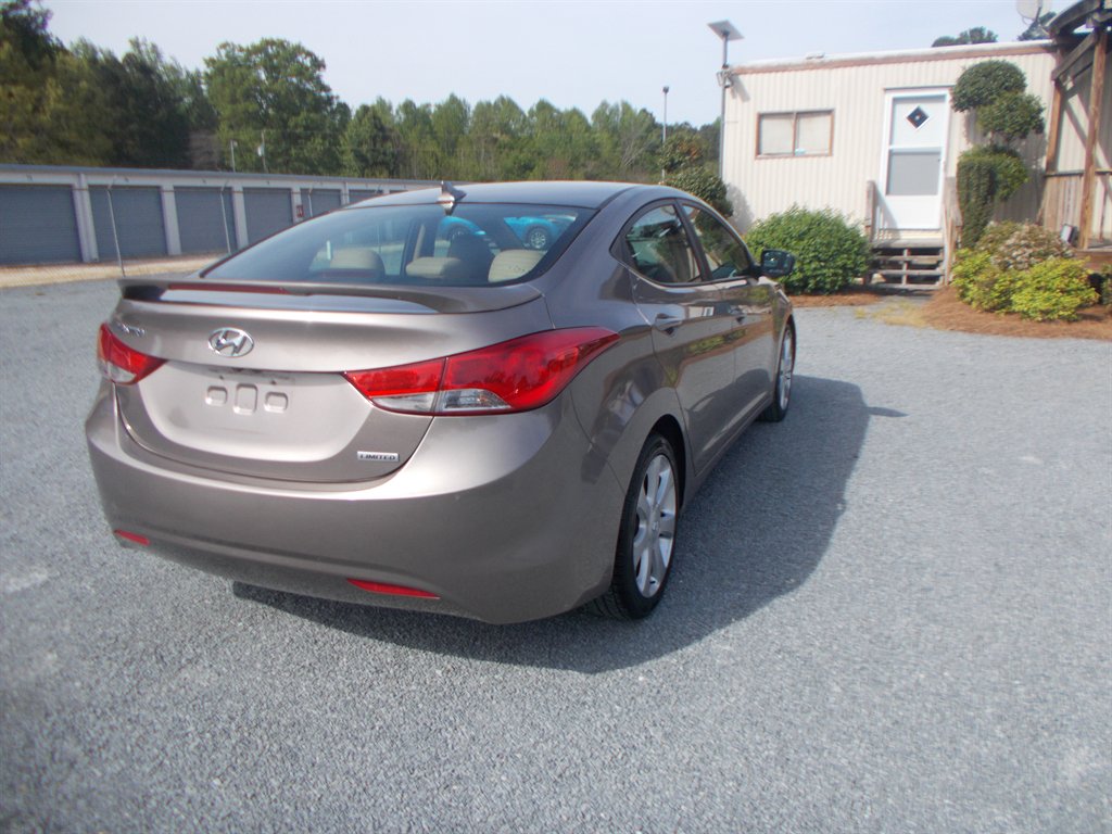 2013 Hyundai Elantra - $10,000