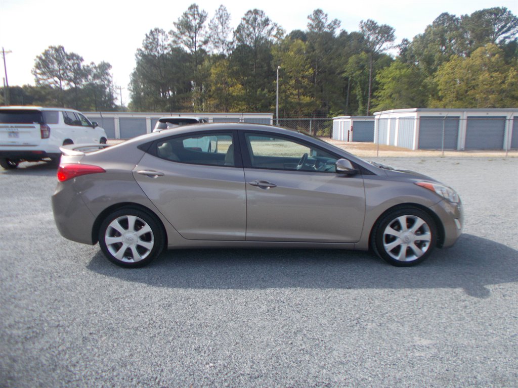 2013 Hyundai Elantra - $10,000