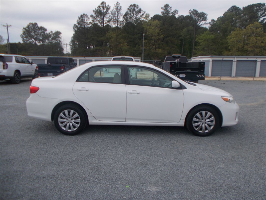 2012 Toyota Corolla - $11,500