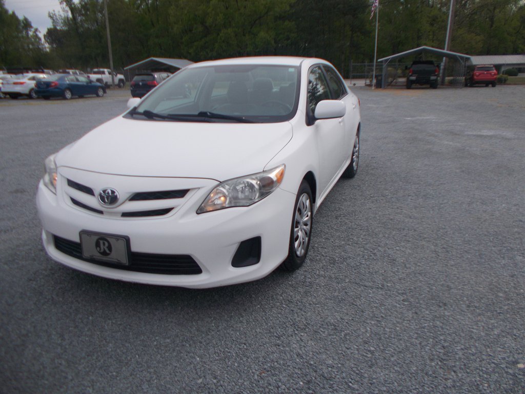 2012 Toyota Corolla - $11,500