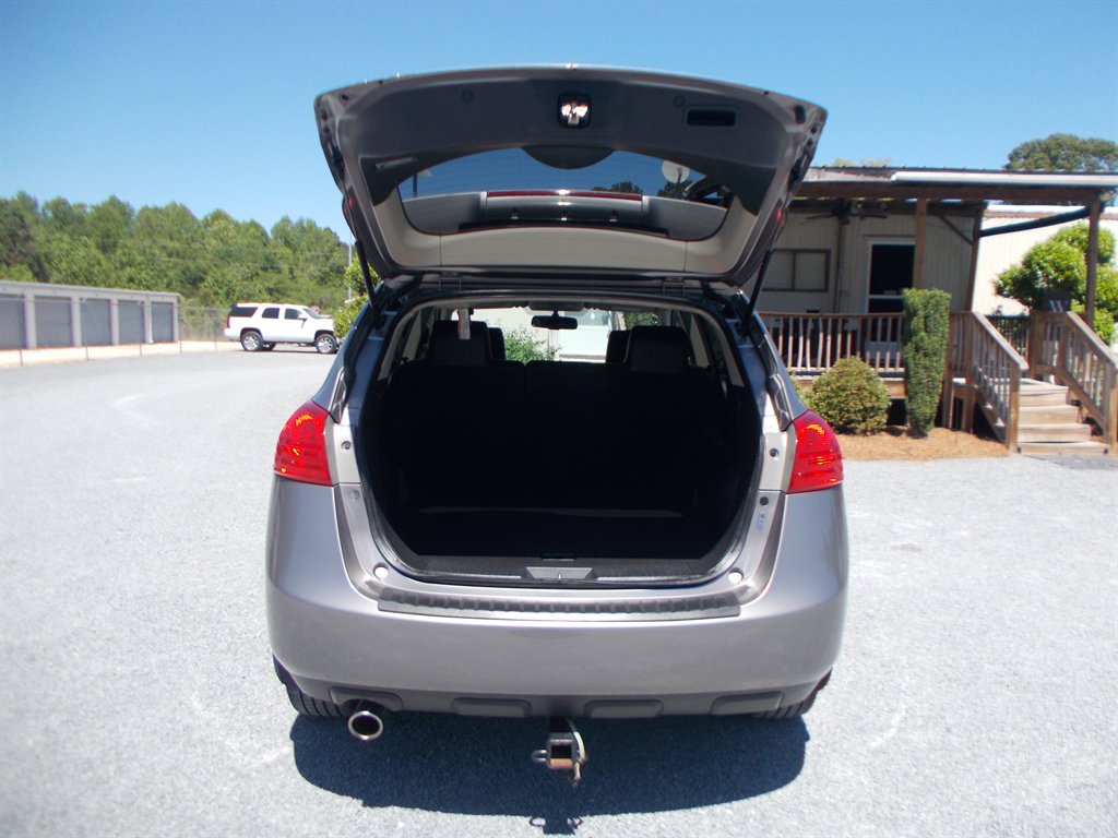 2013 Nissan Rogue - $11,000