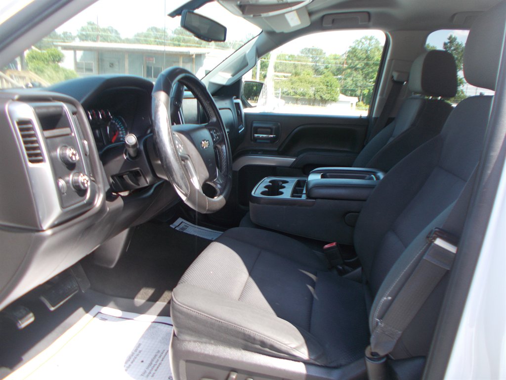 2015 Chevrolet Silverado 1500 - $16,500