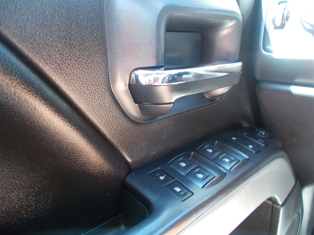 2015 Chevrolet Silverado 1500 - $16,500