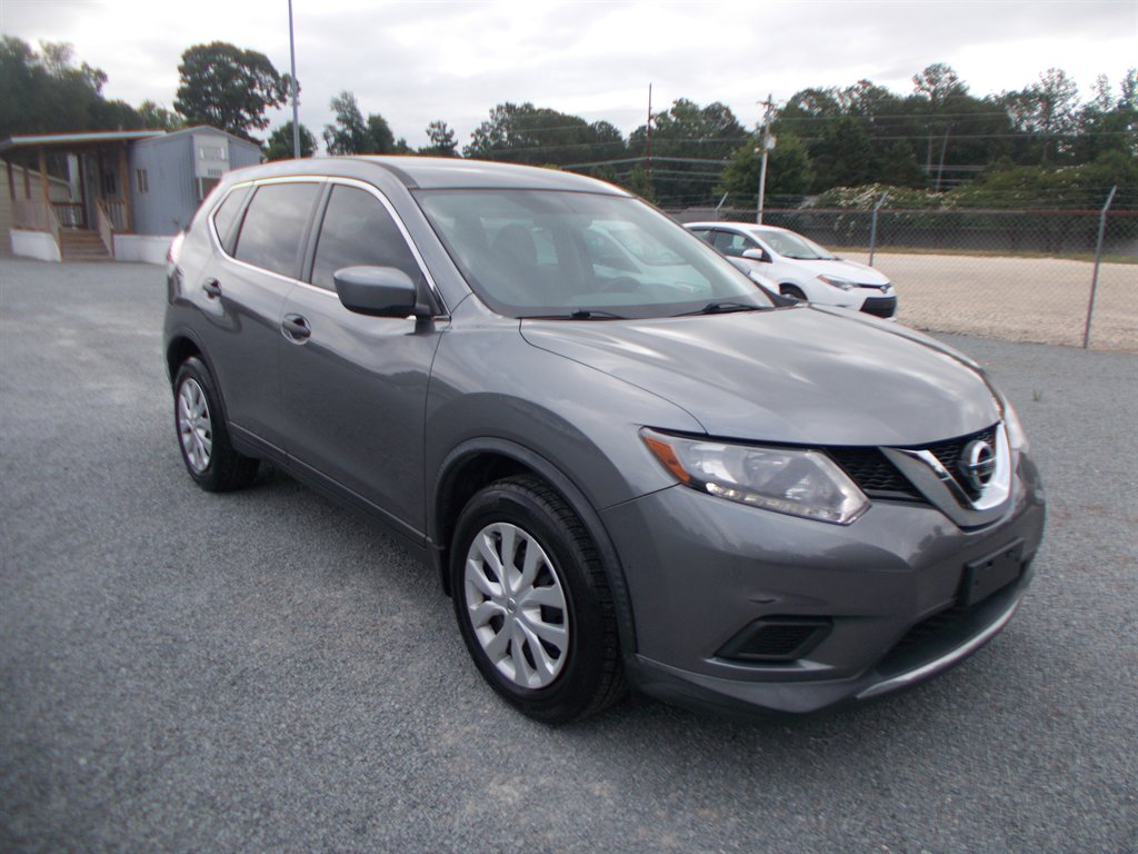 2016 Nissan Rogue - $11,000